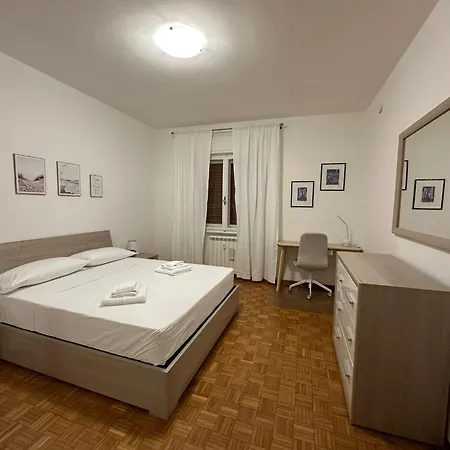 Eleonora's House Апартаменты *